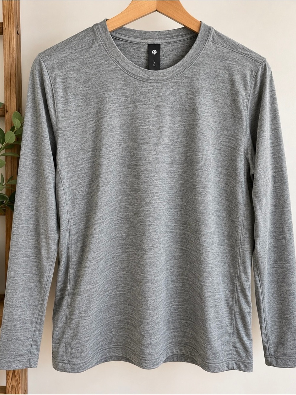 Lululemon Men’s Long Sleeve Crewneck Shirt Heather Gray Size L